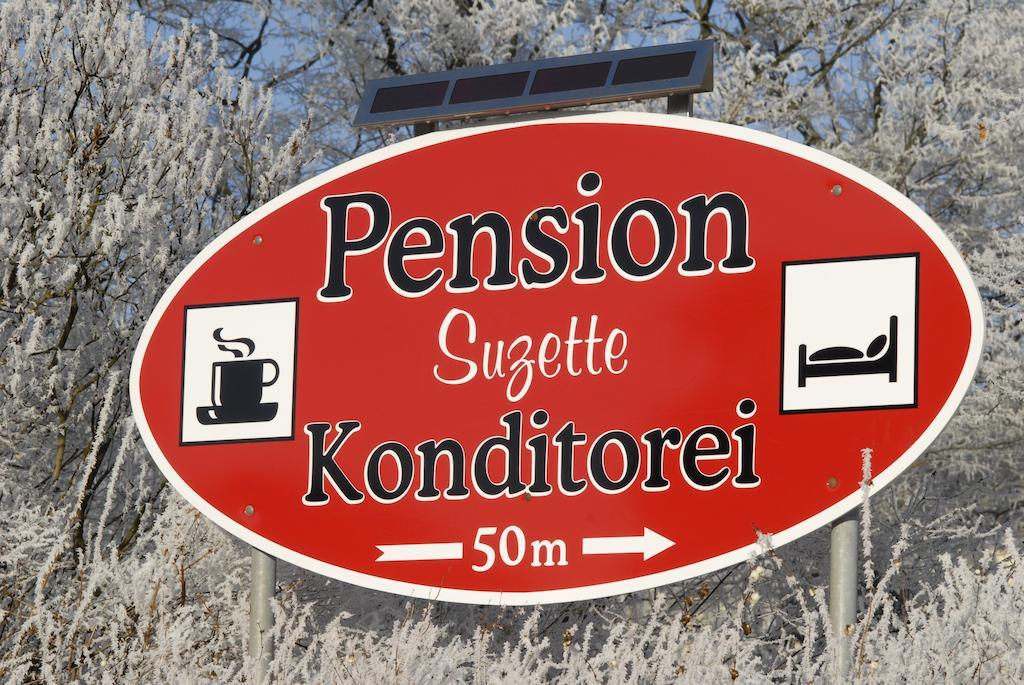 Pension Cafe Suzette โกทา ภายนอก รูปภาพ
